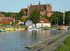 2012-07-02_19-11-53_P1060185_cr