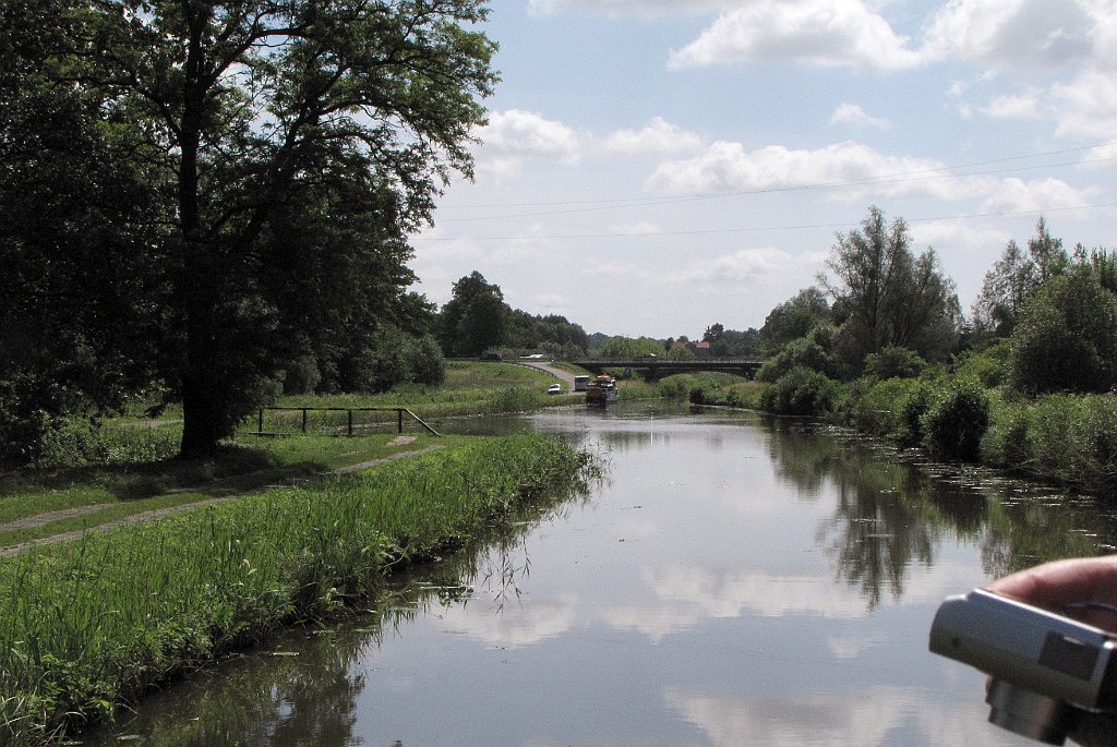 2012-07-02_11-07-46_IMG_x26910_cr.jpg -                                