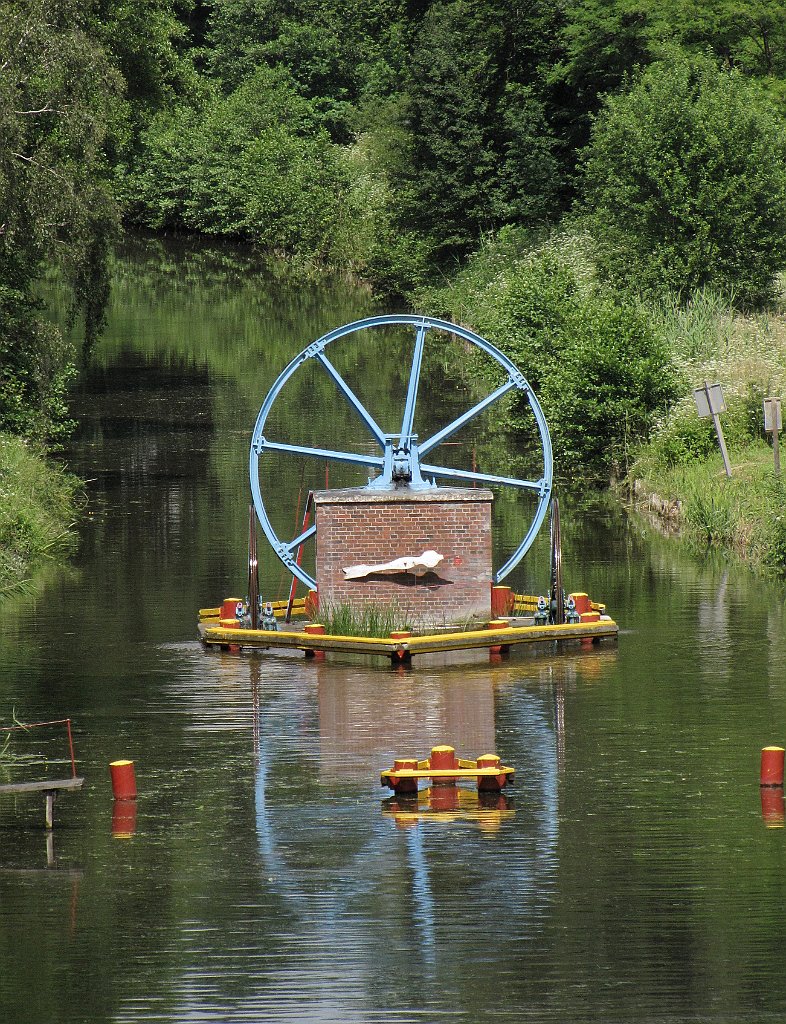 2012-07-02_13-12-21_IMG_x27019_cr.jpg -                                