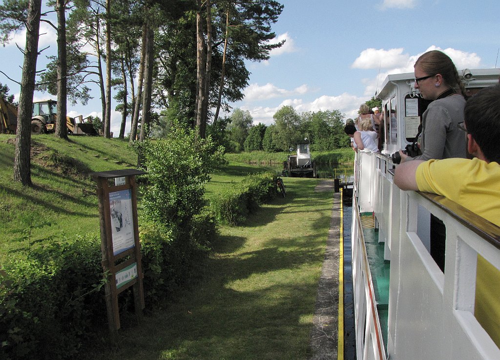 2012-07-02_15-52-54_IMG_x27095_cr.jpg -                                