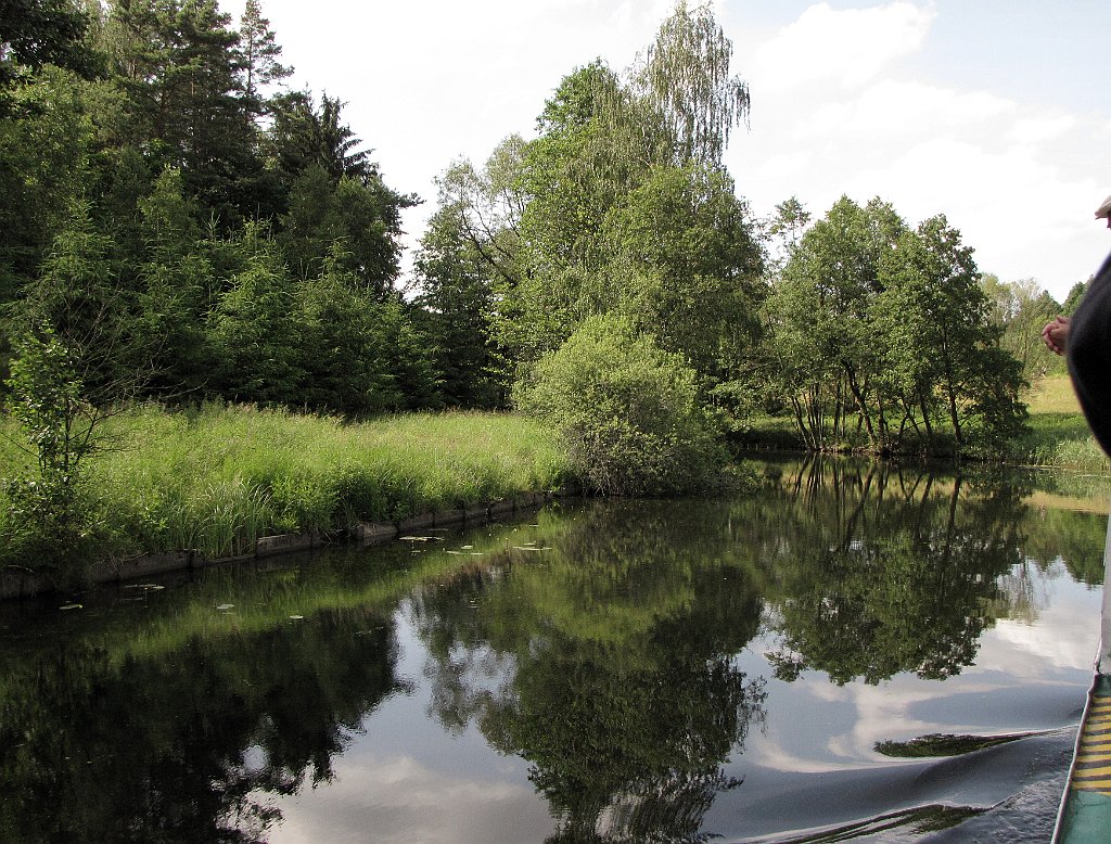 2012-07-02_16-01-46_IMG_x27104_cr.jpg -                                