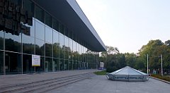 0054a_3D_P1120474_cr